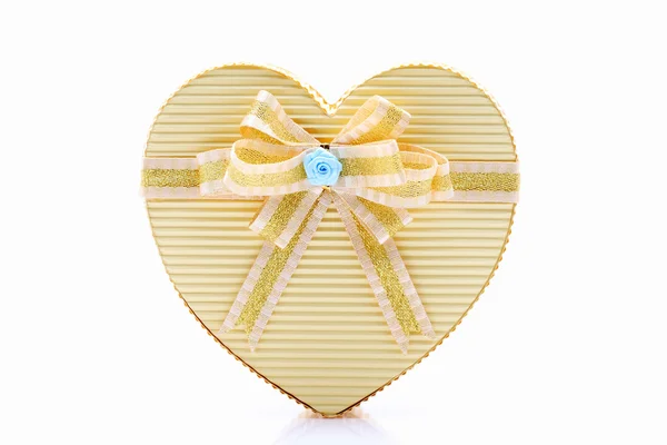 Heart shaped box with bow — Stock Photo, Image