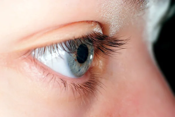 Fecho do olho azul — Fotografia de Stock