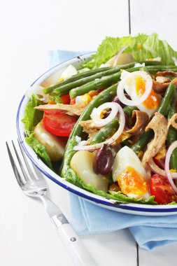 Salad Nicoise clipart