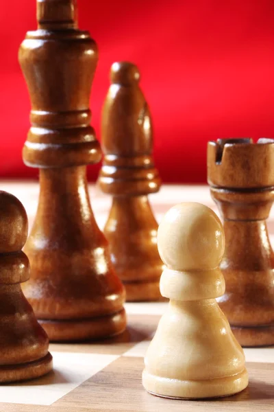 Chess on Red — Stock Photo, Image