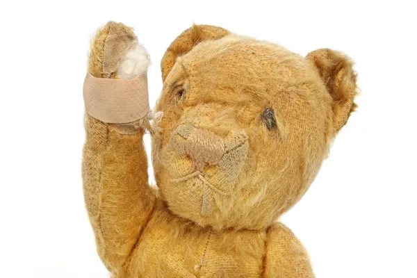 Vintage ours en peluche blessé — Photo