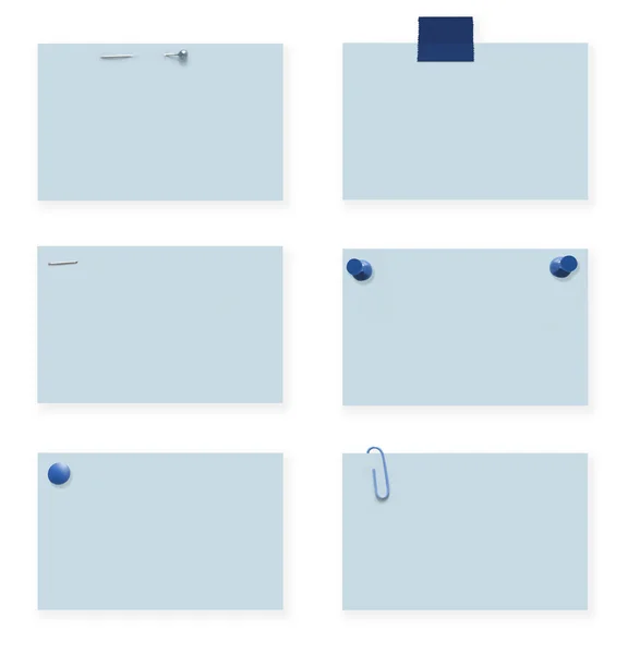 Etiquetas azuis em branco com caminhos — Fotografia de Stock