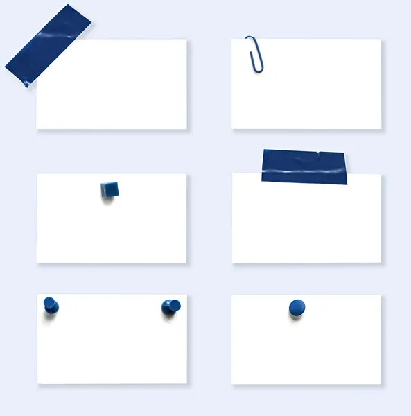 Białe etykiety z niebieski elementy złączne — Zdjęcie stockowe