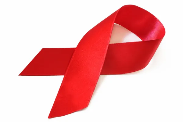 赤いエイズ意識のリボン — ストック写真