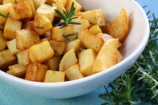 Rosmarin rostade potatis — Stockfoto