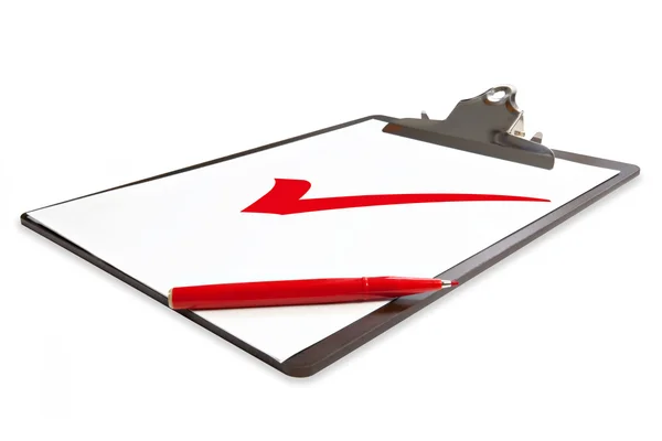 Zwischenablage mit rotem Stift und Häkchen — Stockfoto
