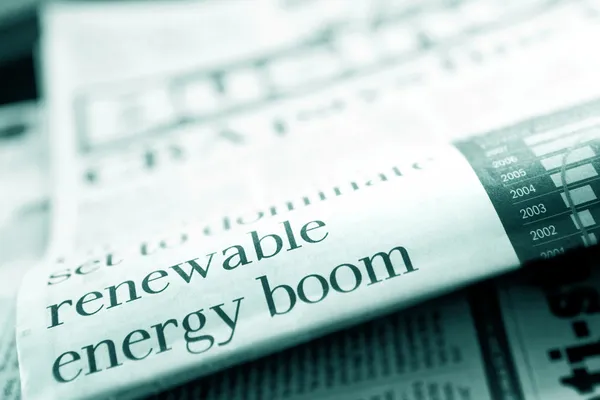 Zeitungsschlagzeile über erneuerbare Energien — Stockfoto