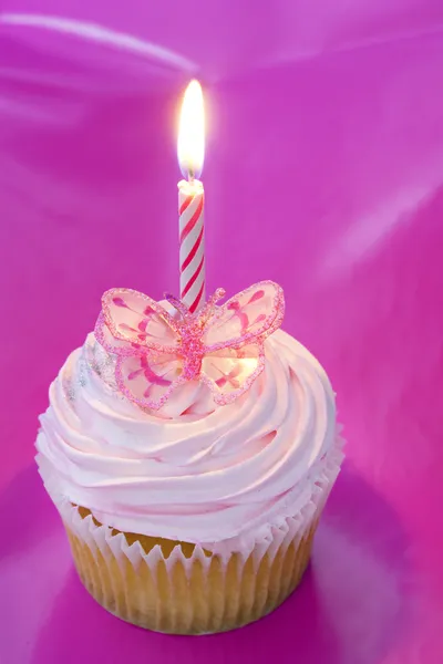 Cupcake med ljus — Stockfoto