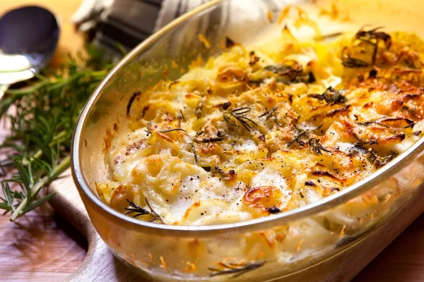 Ziemniak i cebula gratin — Zdjęcie stockowe
