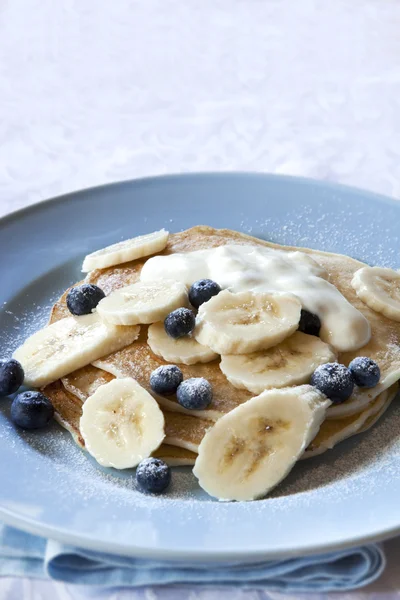 Banana and Blueberry Pancakes — Stock Photo, Image