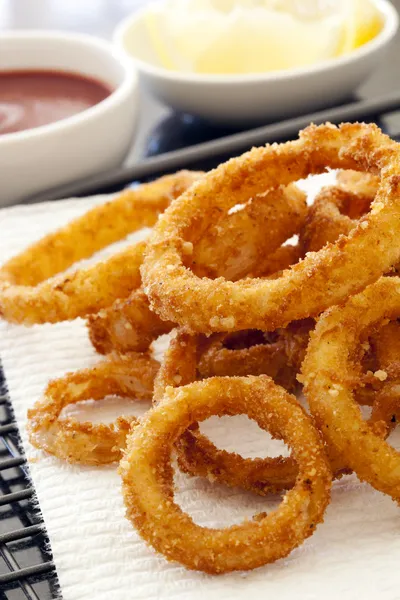 Fried Onion Rings with Ketchup and Lemon — Stock Photo, Image