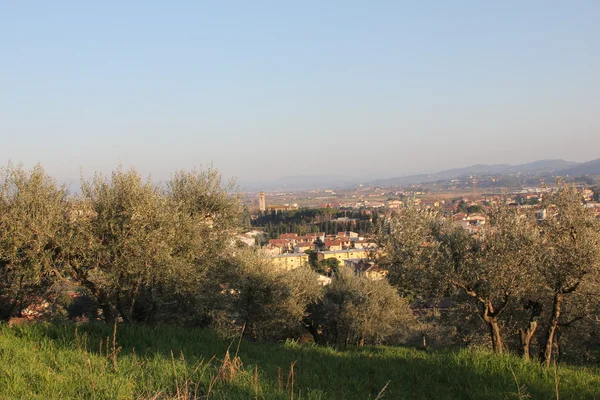 Toscane dorp vista — Stockfoto