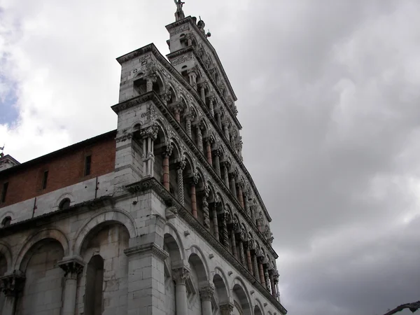 Kathedraal van San martino lucca — Stockfoto