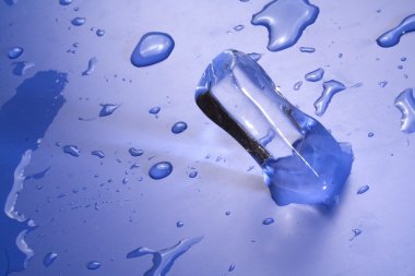 Mavi su damlaları arka plan