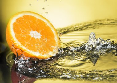 Citrus in water clipart