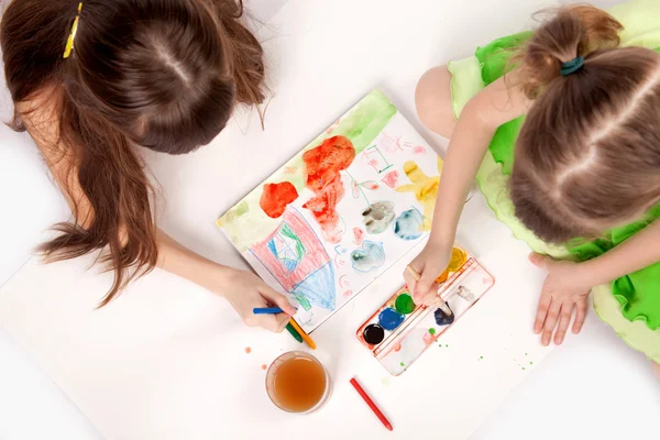 Little girl paint on floor — Stock Photo, Image