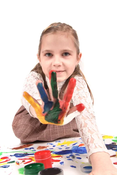 女孩手指画颜料 — 图库照片