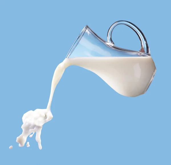 Mleko leje — Zdjęcie stockowe