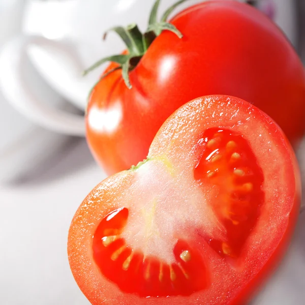 Dwa pomidory — Zdjęcie stockowe