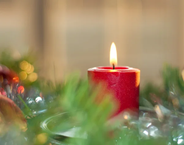 Immagine da sogno di una candela di Natale che brucia — Foto Stock