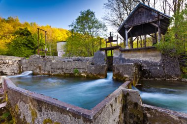 su cascade pertes de la valserine, Fransa içinde