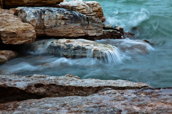 Su kaya — Stok fotoğraf