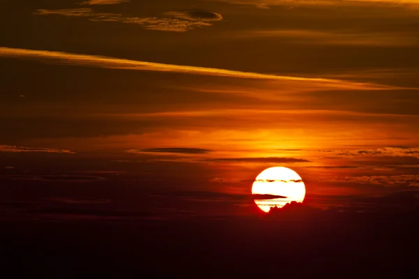 Roter Sonnenaufgang — Stockfoto