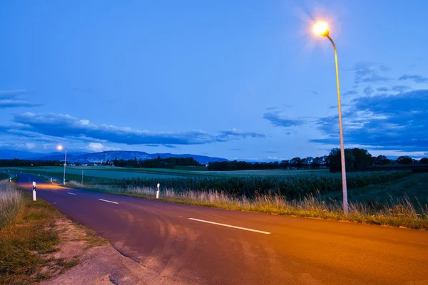 Estrada rural suíça — Fotografia de Stock