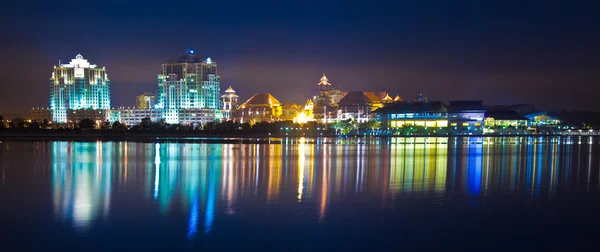 Putrajaya skyline nacht weergave — Stockfoto
