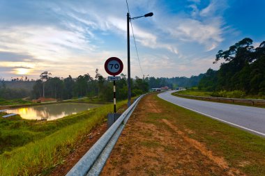 Malezya kırsal yol