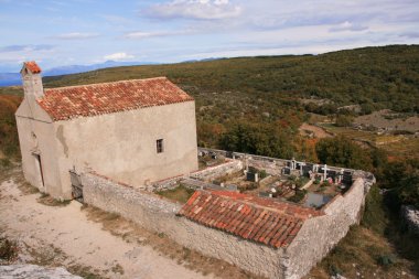 Cloister mezarlığı losinj kez