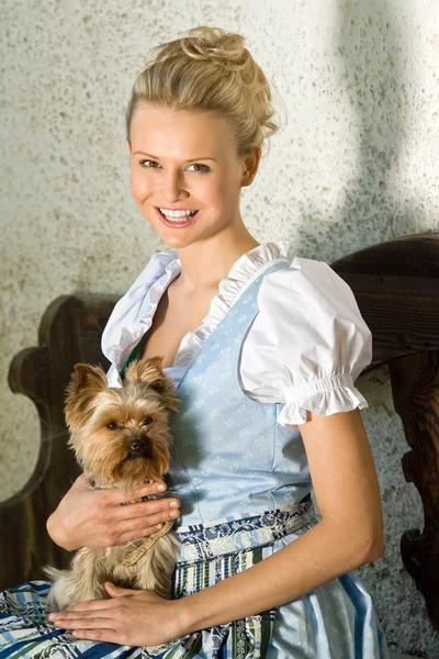 Młody bawarskiej uroda z psa — Zdjęcie stockowe