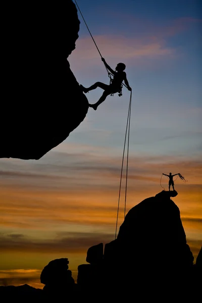 Rapel de alpinista . — Fotografia de Stock