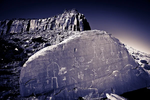 Petroglyphen-Platte. — Stockfoto