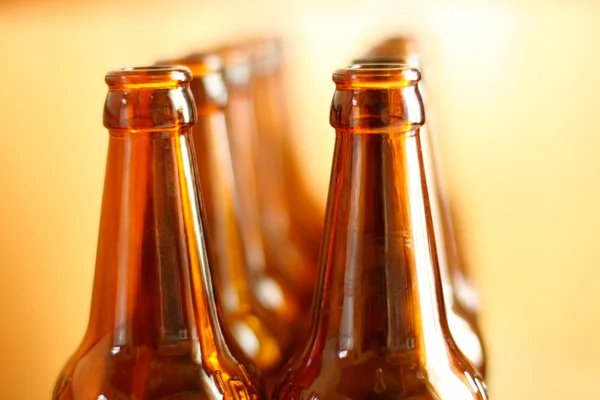 Botellas vacías de cerveza — Foto de Stock