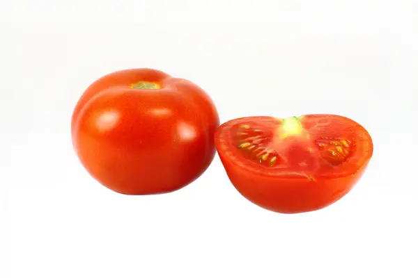 Tomat isolert på hvit bakgrunn – stockfoto