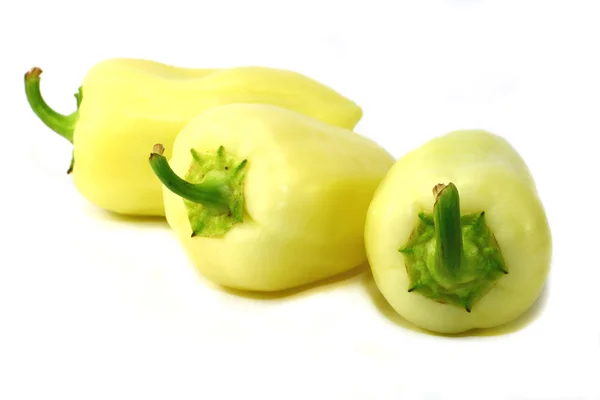 Peperoni isolati su sfondo bianco — Foto Stock