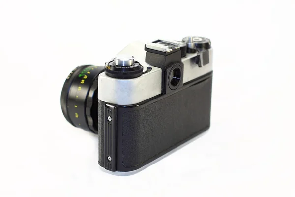 Gammal kamera isolerad på en vit bakgrund — Stockfoto