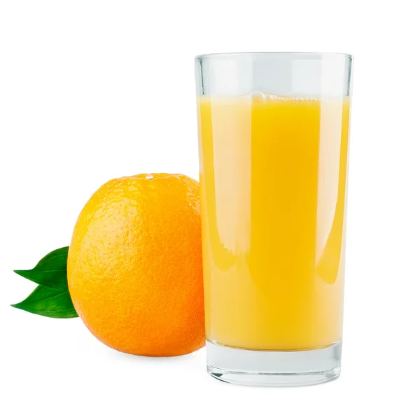 Naranja con hojas y jugo —  Fotos de Stock