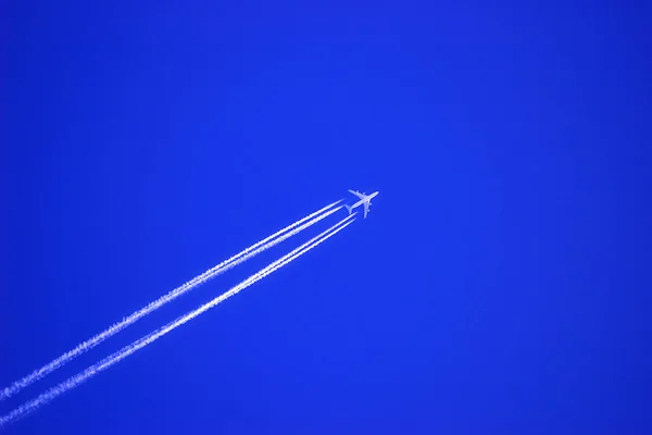 Düsenflugzeug. — Stockfoto