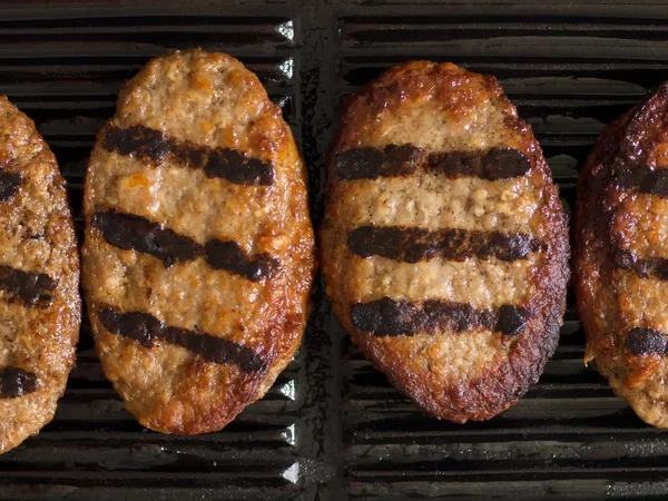 Grilled beef patties — Stock Photo, Image
