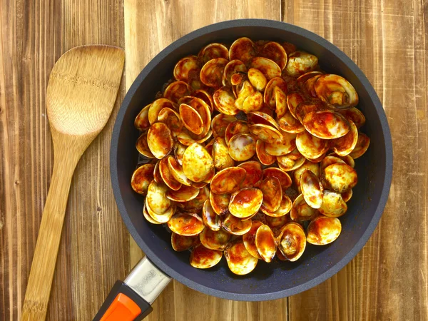 Pan van chili kokkels — Stockfoto