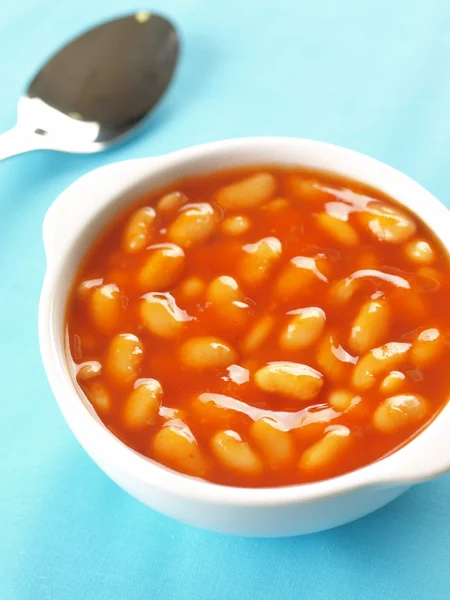 Bowl of baked beans — Stock Photo, Image