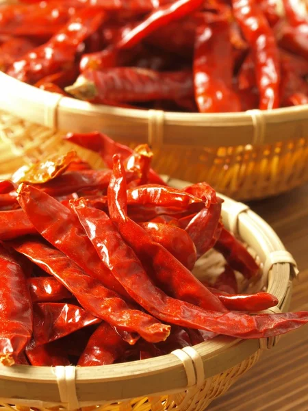 Chilies vermelhos secos — Fotografia de Stock