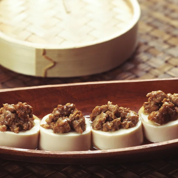 Steamed tofu with minced pork — Stock Photo, Image