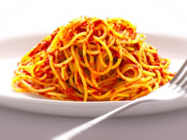 Spaghetti noodles in tomato sauce clipart