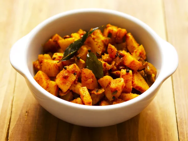 Pikante curry aardappelen — Stockfoto