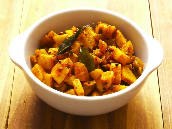 Pikante curry aardappelen — Stockfoto