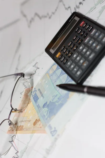 Money, glasses, grath of chartss from Forex. — Stock Photo, Image