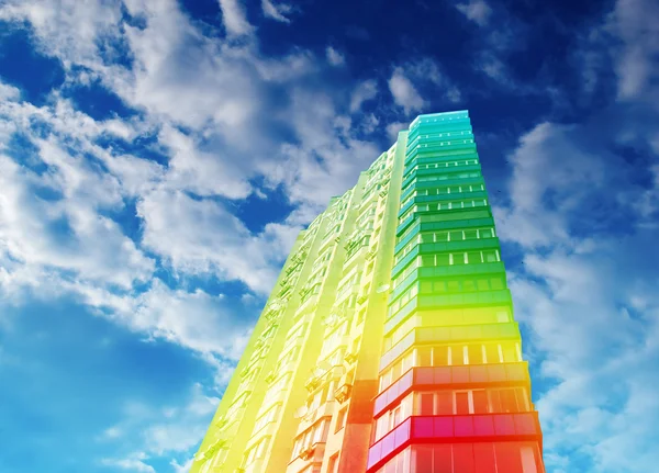 Lakás ház egy élénk színek — Stock Fotó
